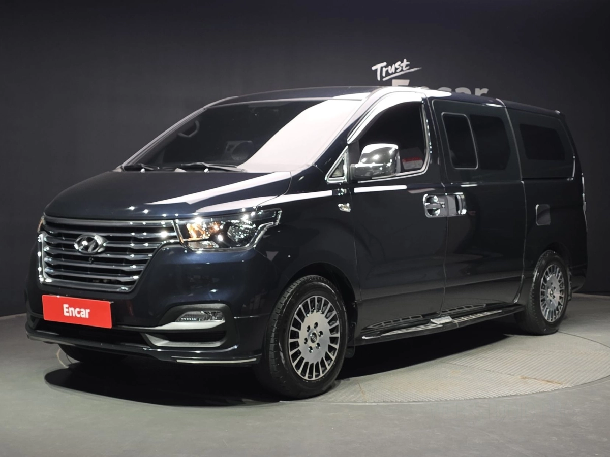 HYUNDAI STAREX GRAND