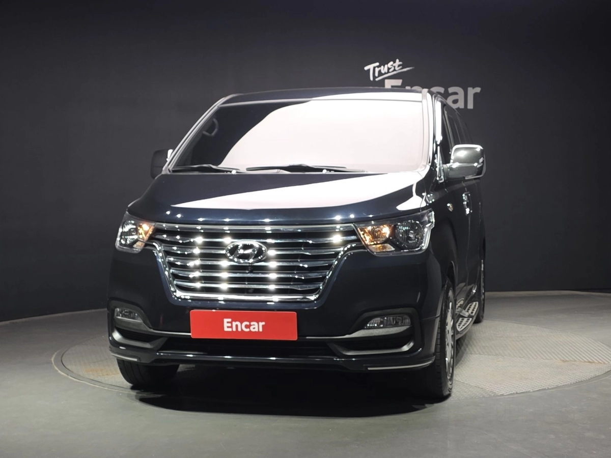 HYUNDAI STAREX GRAND