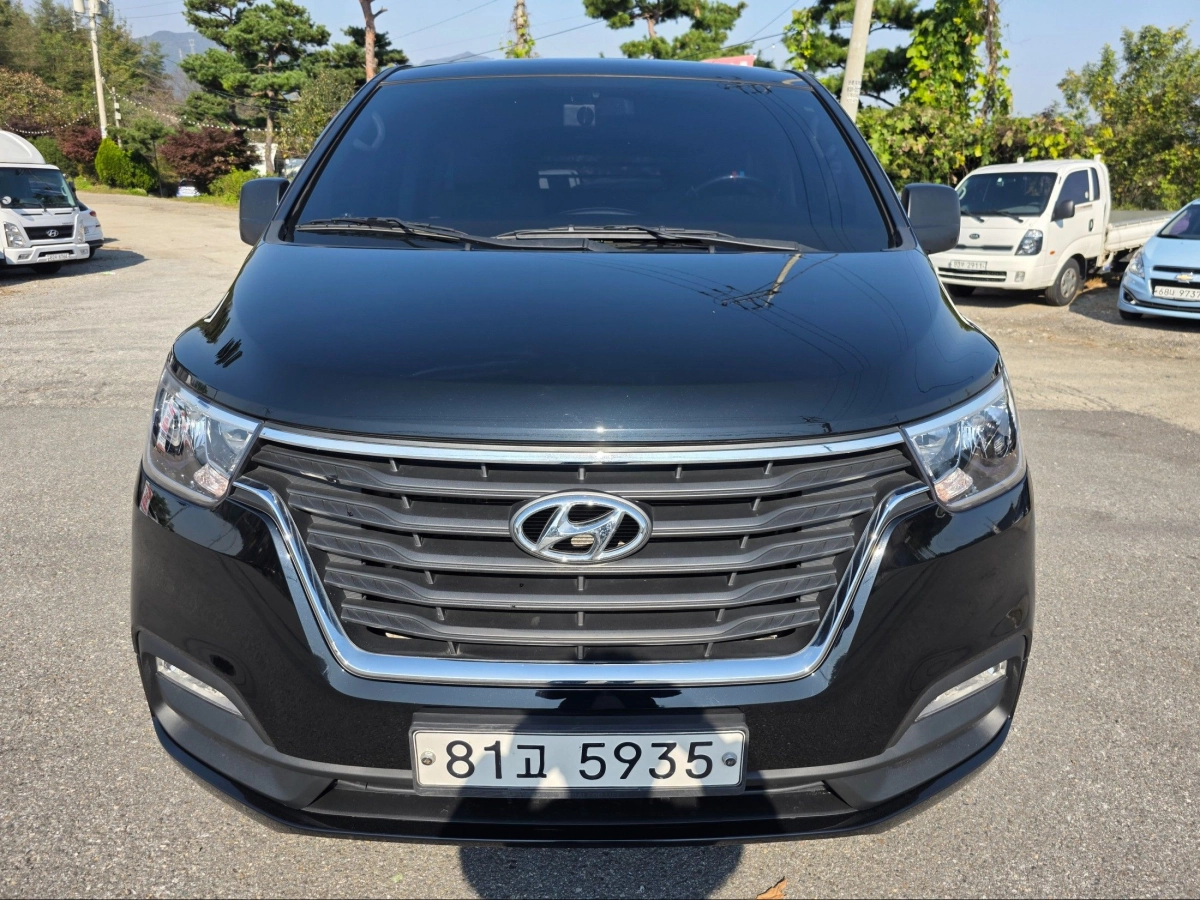 HYUNDAI STAREX GRAND