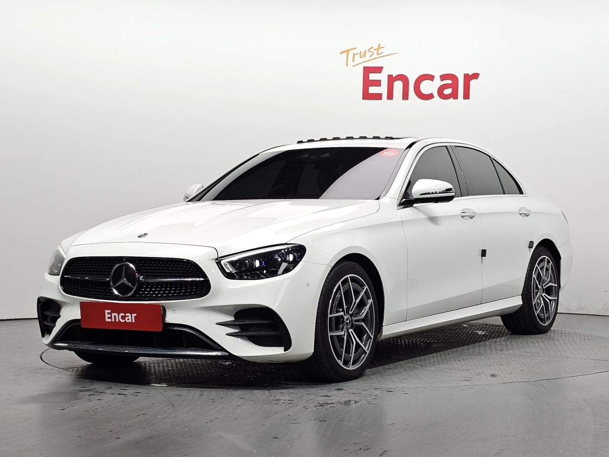 MERCEDES BENZ E-CLASS W213 2020