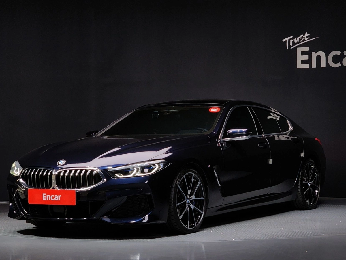 BMW 8-SERIES G15 2021