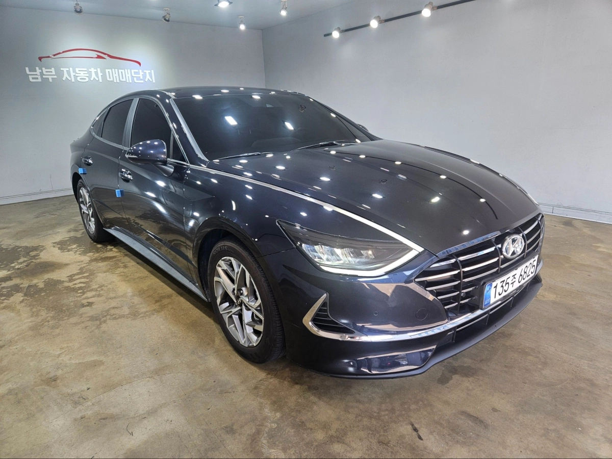 HYUNDAI SONATA DN8