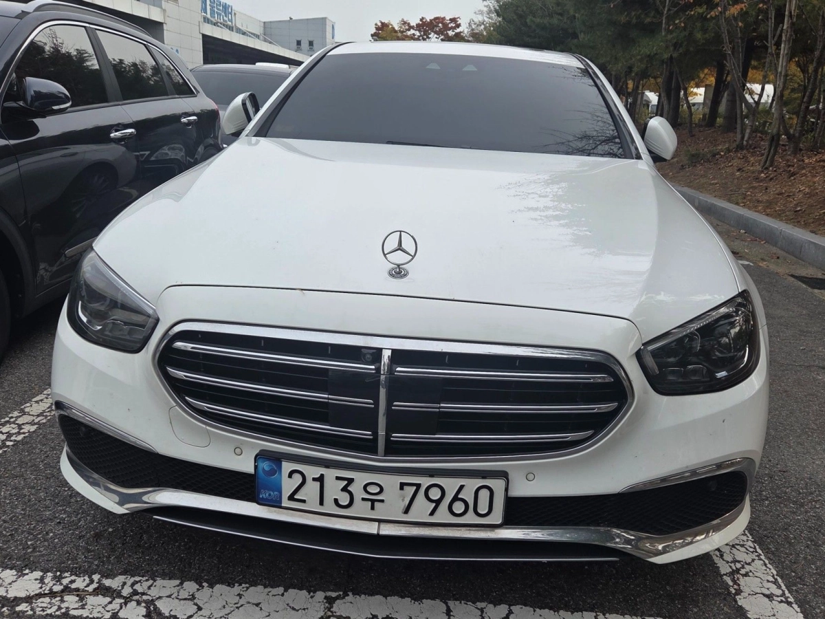 MERCEDES BENZ E-CLASS W213 2021
