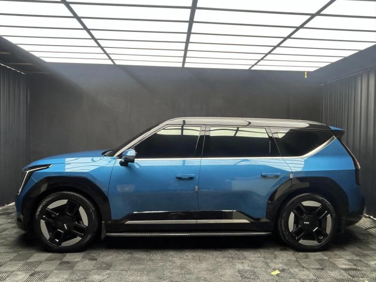 KIA EV9