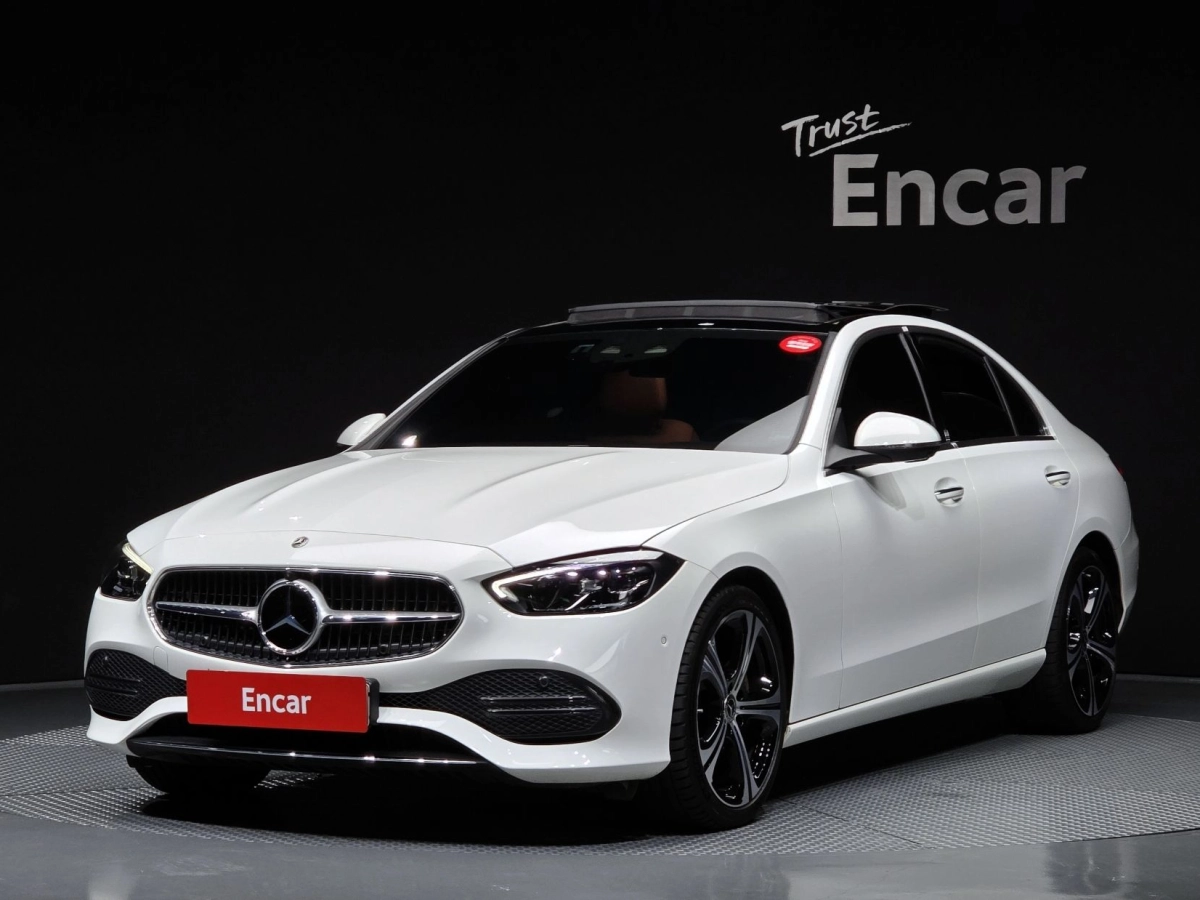 MERCEDES BENZ C-CLASS W206  2023