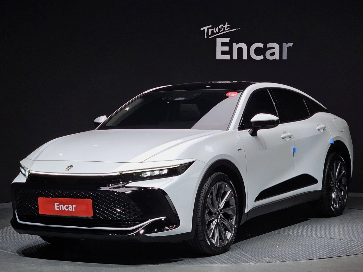 TOYOTA CROWN 크로스