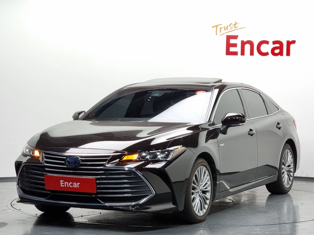 TOYOTA AVALON  2019