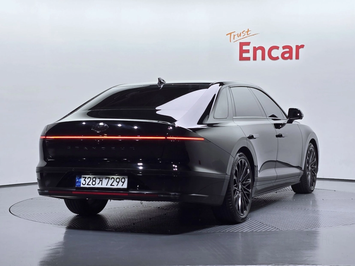 HYUNDAI GRANDEUR GN7