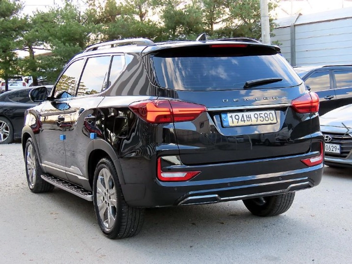 SSANGYONG REXTON