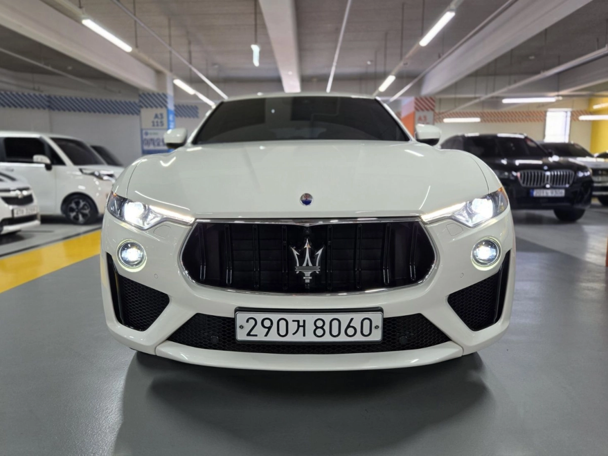 MASERATI LEVANTE
