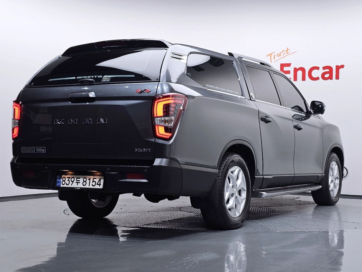 SSANGYONG REXTON SPORTS CAR