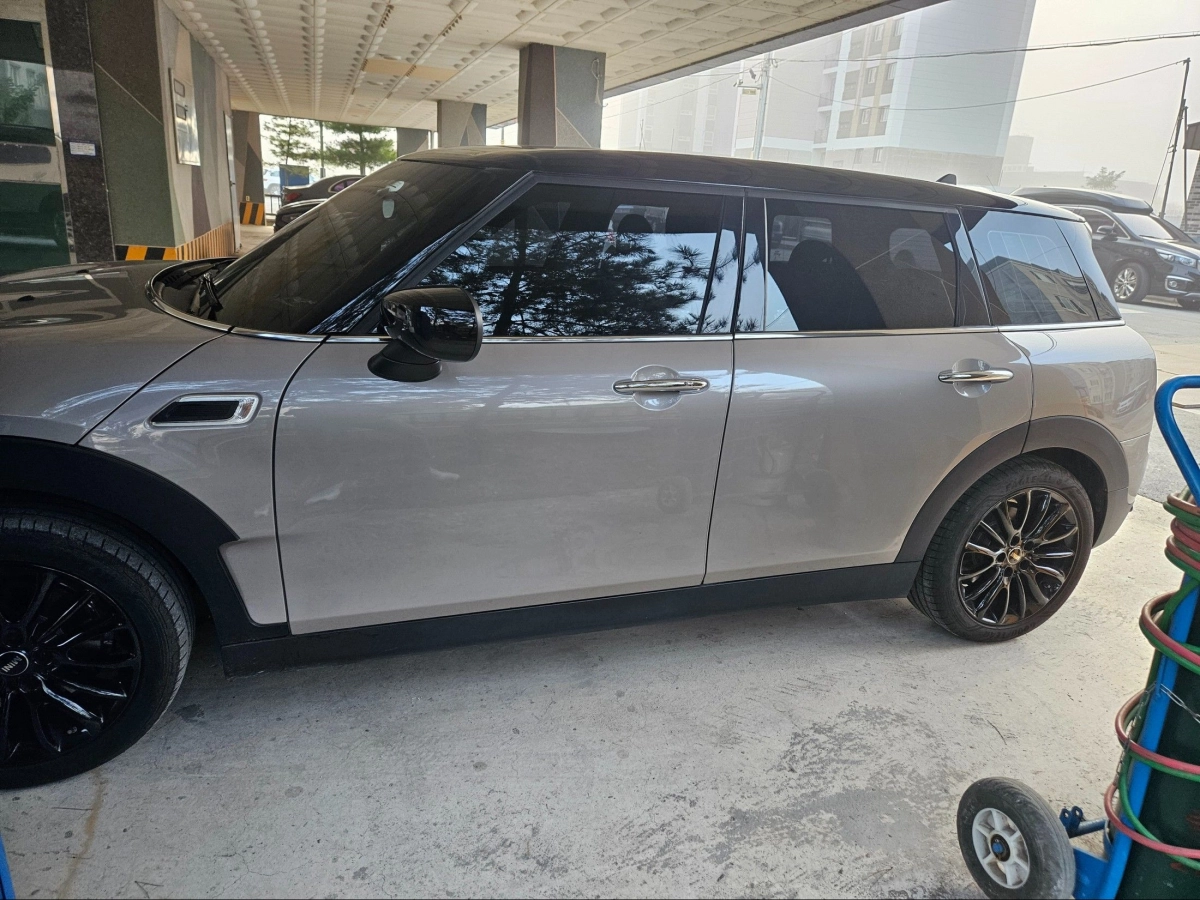 MINI CLUBMAN COOPER SD