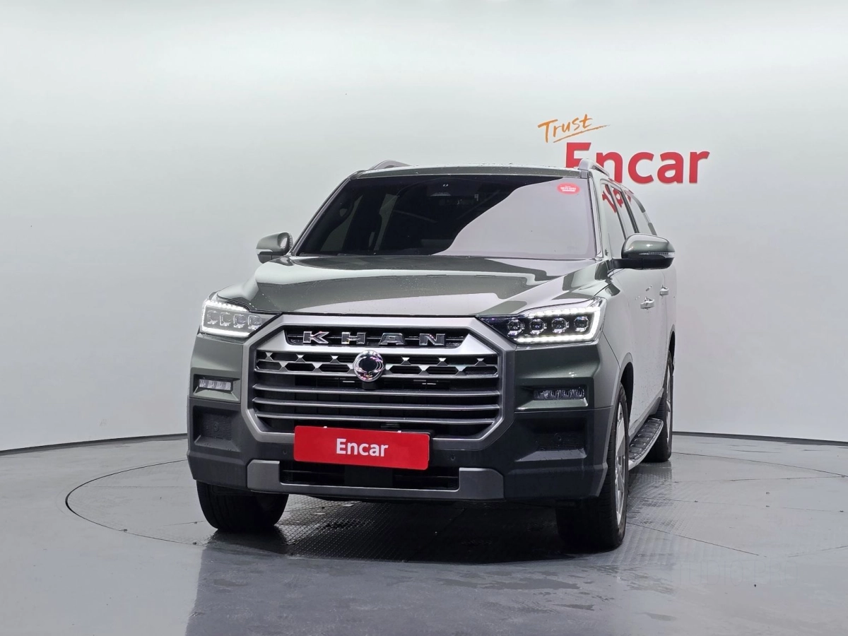 SSANGYONG REXTON SPORTS CAR