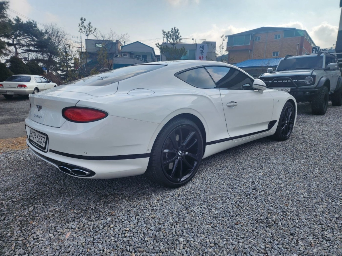 BENTLEY CONTINENTAL GT