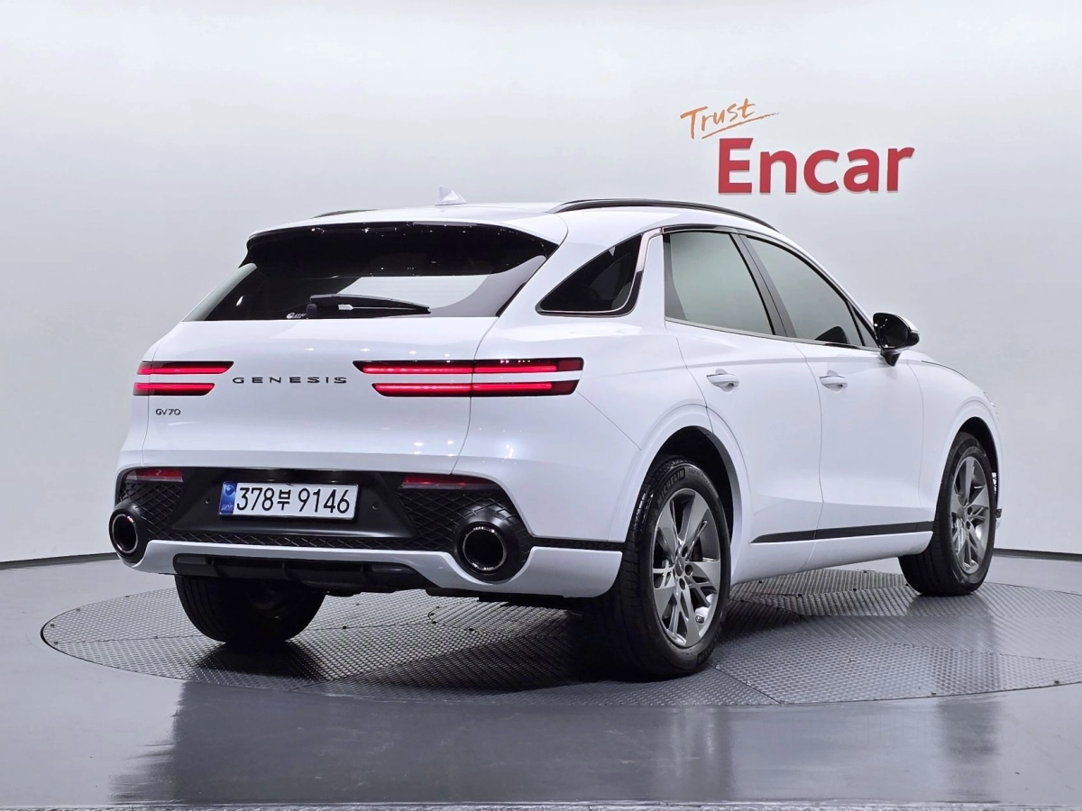 GENESIS GV70