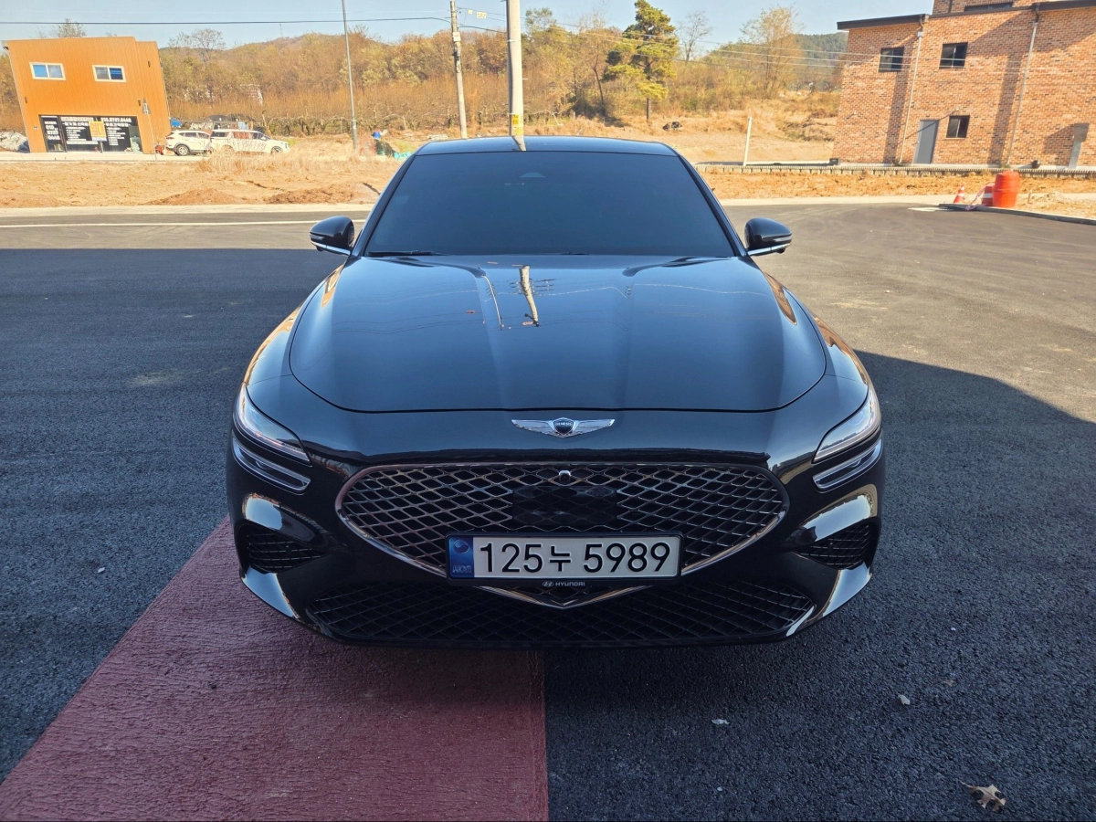 GENESIS G70