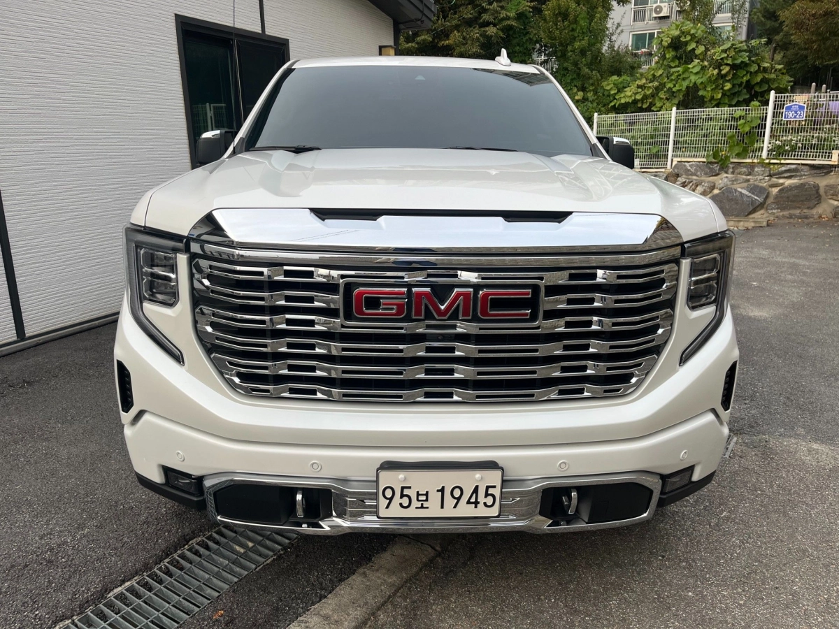 GMC SIERRA  2023