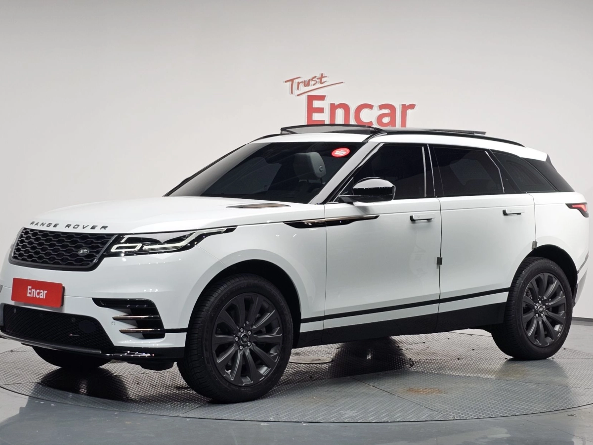 LAND ROVER RANGE ROVER VELAR  2023