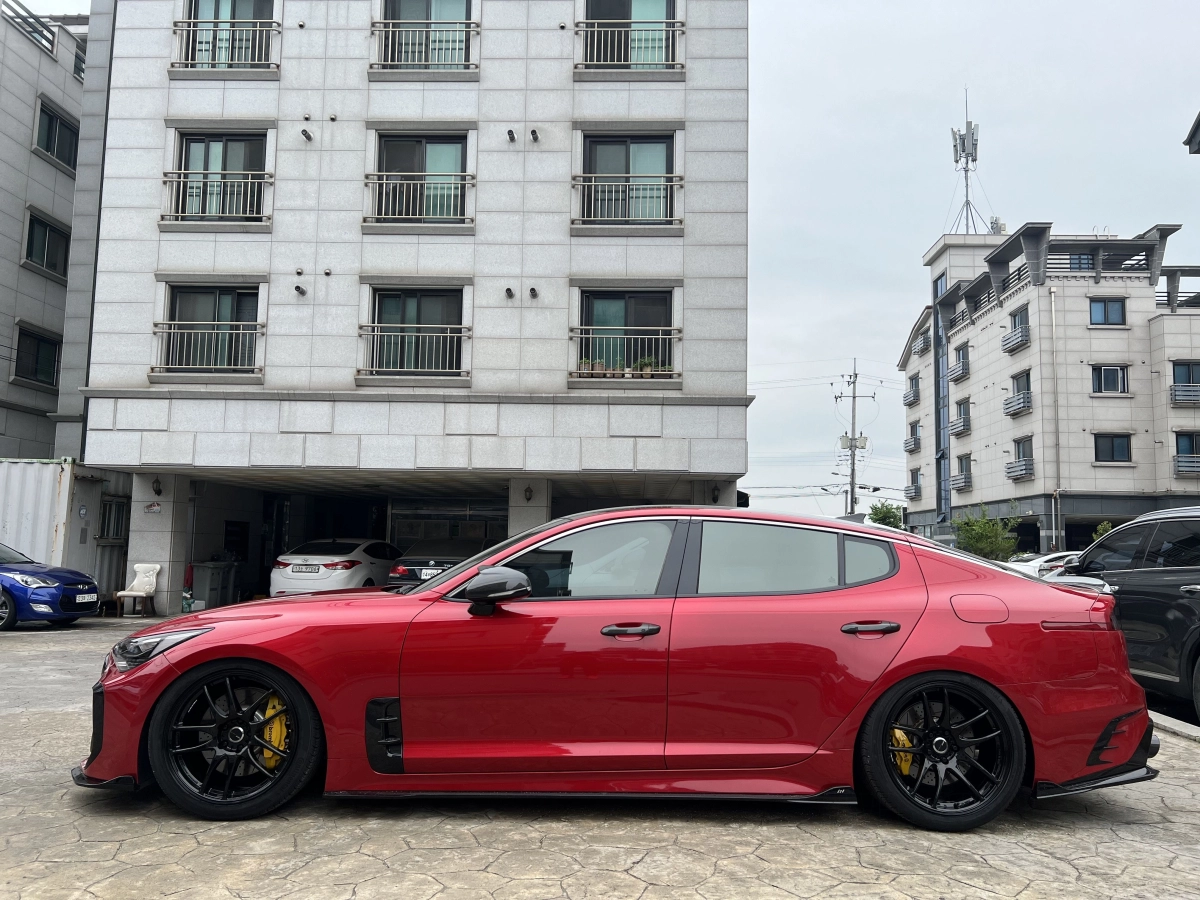 KIA STINGER MEISTER