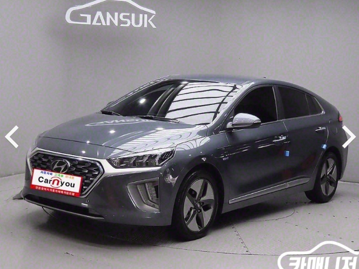 HYUNDAI IONIQ HYBRID