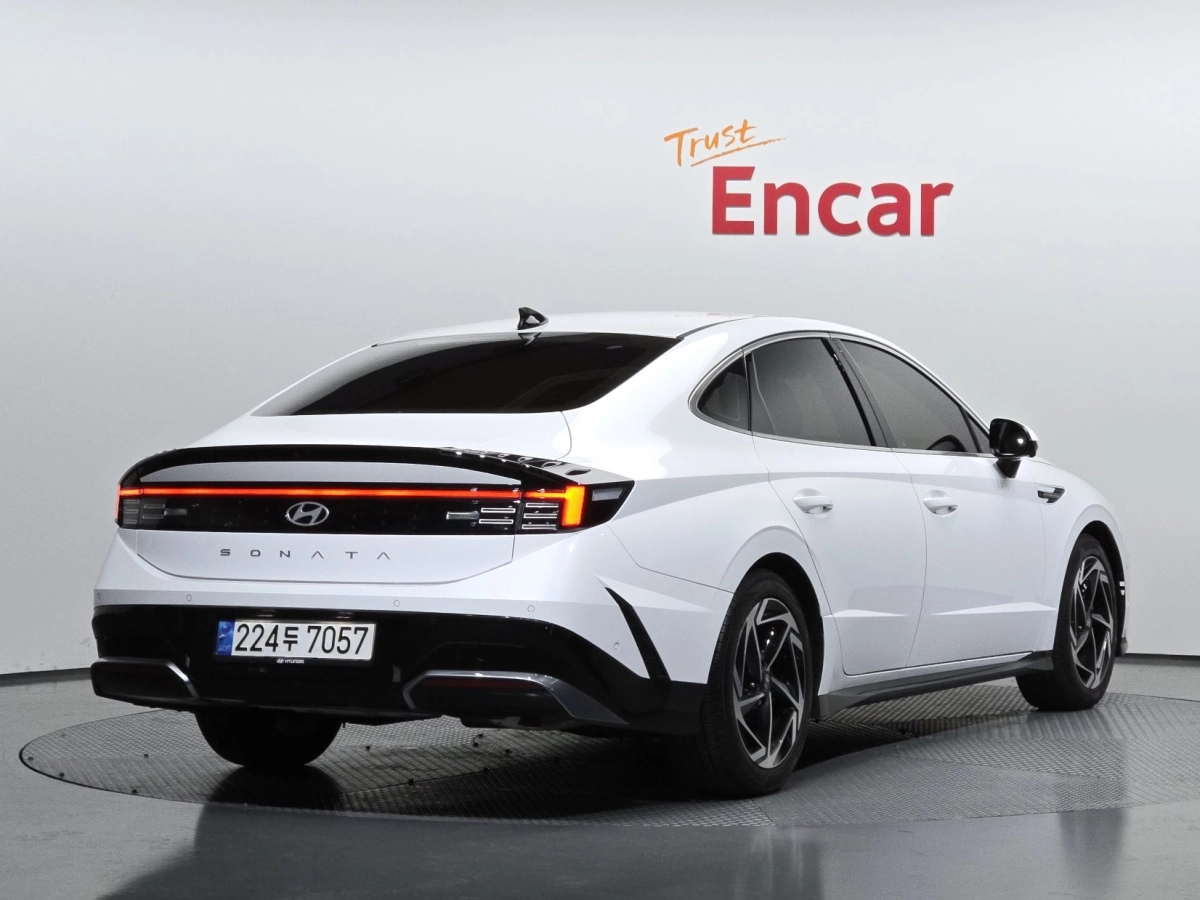HYUNDAI SONATA 디 엣Ȅ