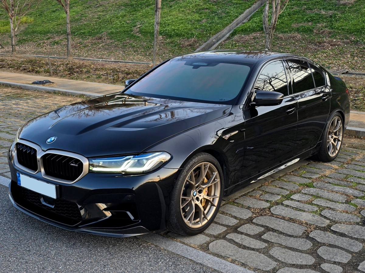 BMW M5 F90 2021