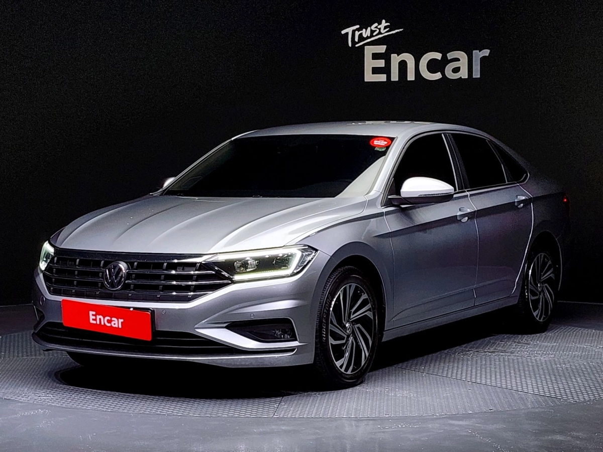 VOLKSWAGEN JETTA  2020