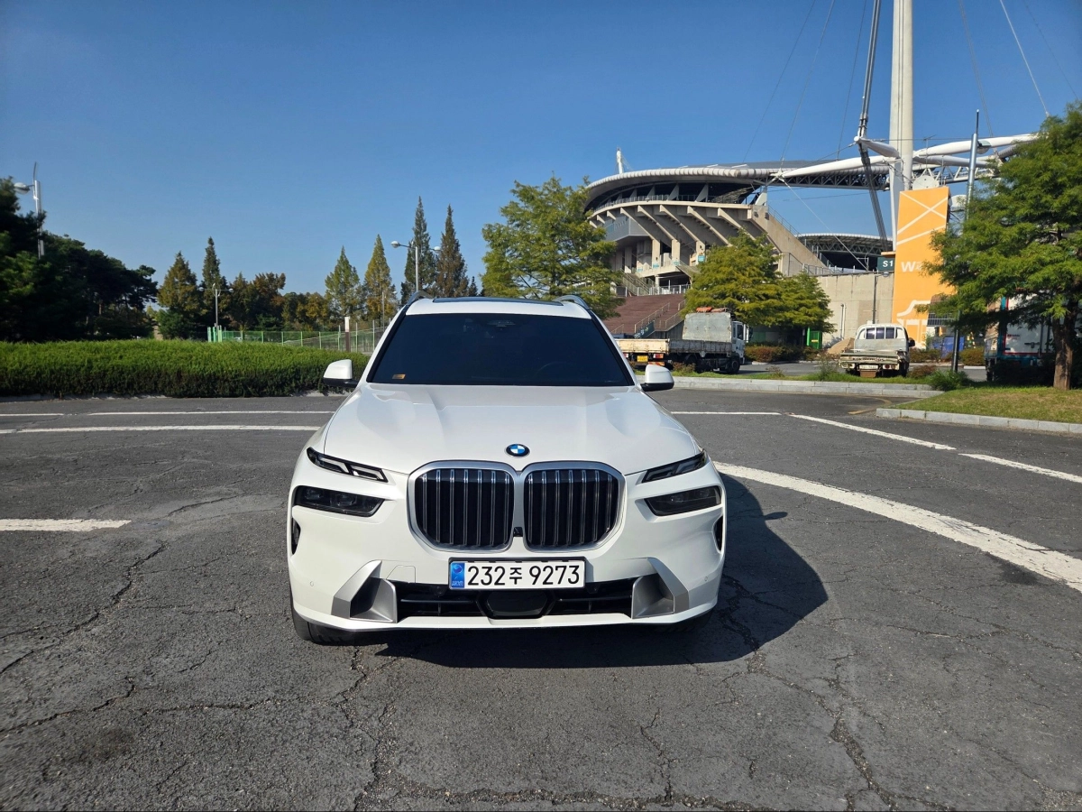 BMW X7 G07