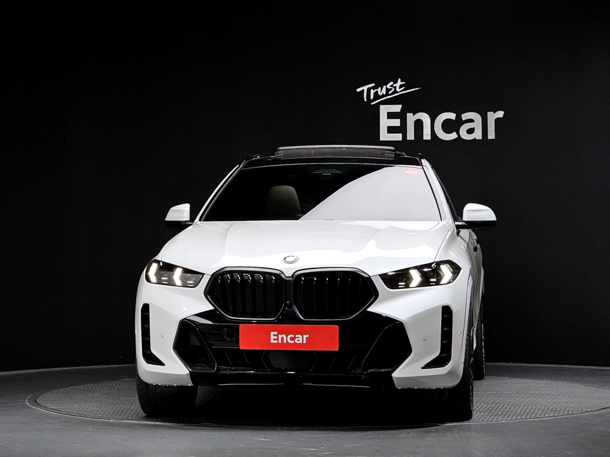 BMW X6 G06