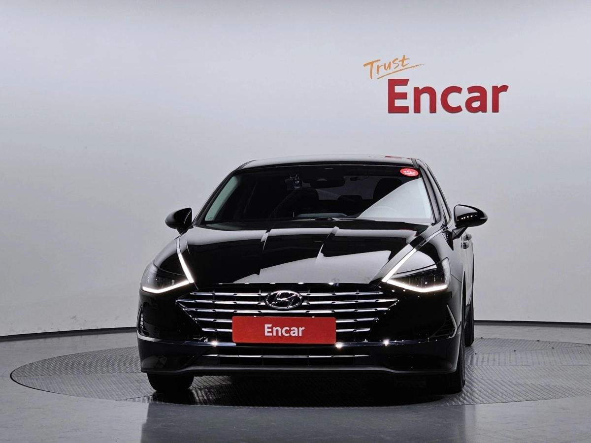 HYUNDAI SONATA HYBRID DN8