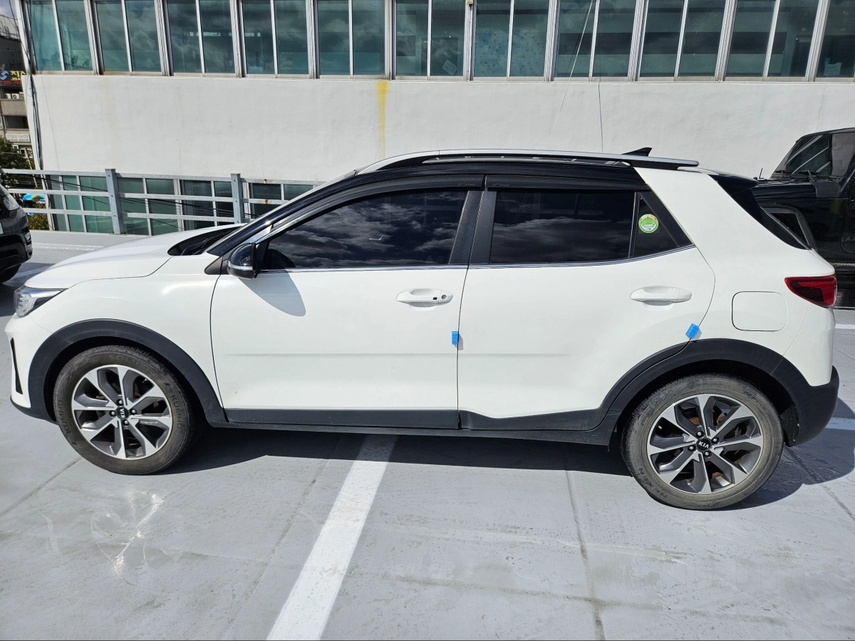 KIA STONIC