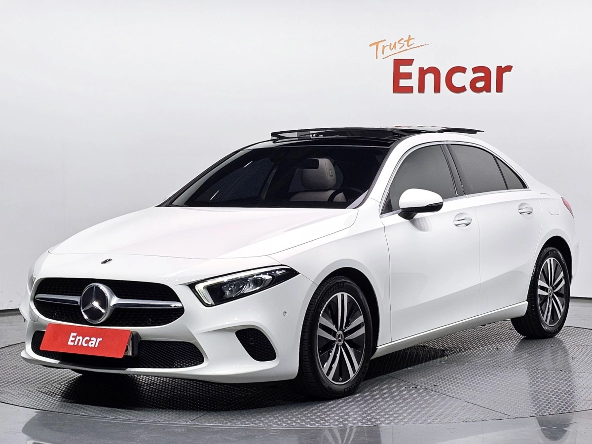 MERCEDES BENZ A-CLASS W177  2021