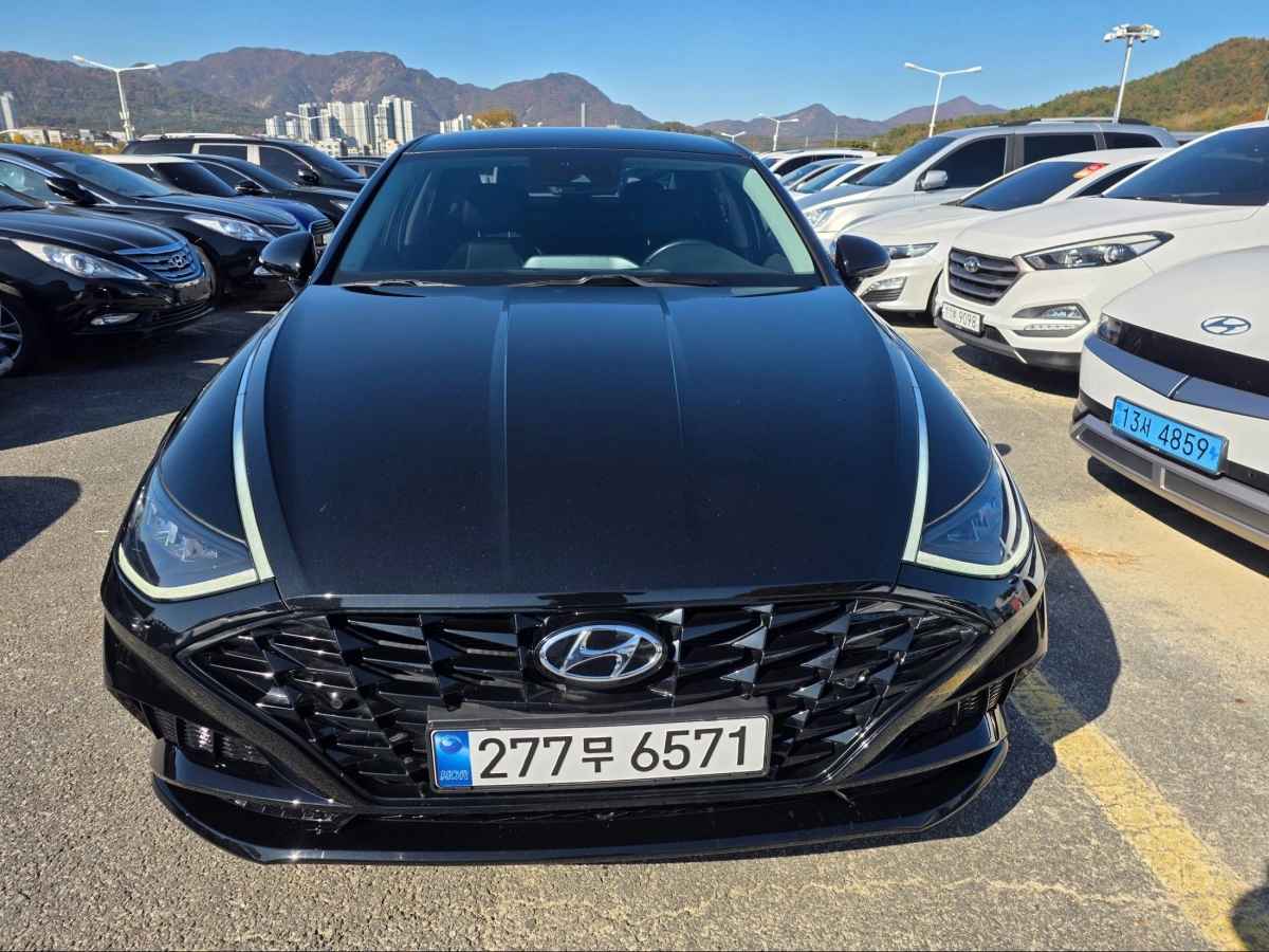 HYUNDAI SONATA DN8