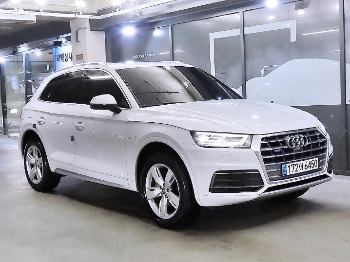 AUDI Q5 FY