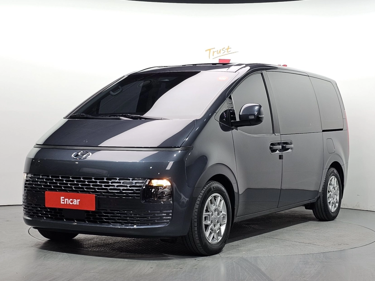 HYUNDAI STARIA 2022