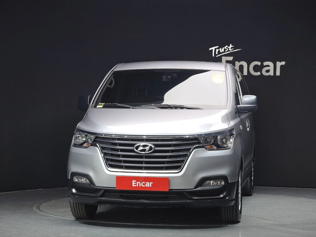 HYUNDAI STAREX GRAND