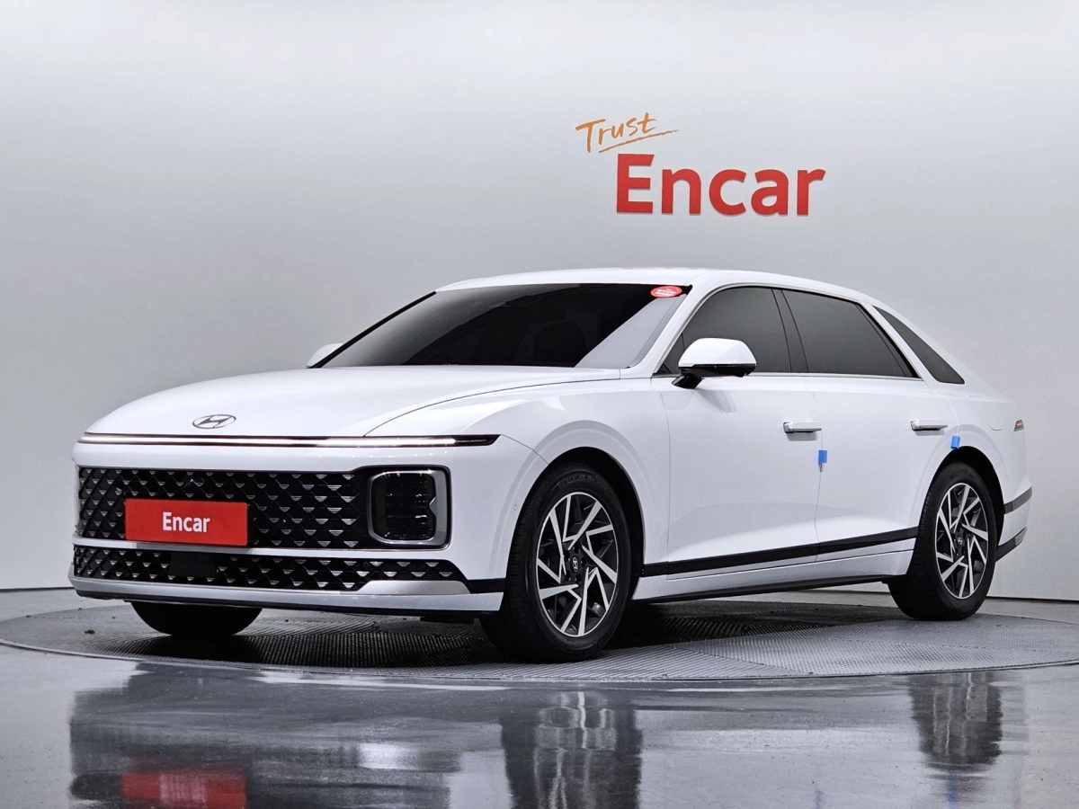 HYUNDAI GRANDEUR GN7  2023