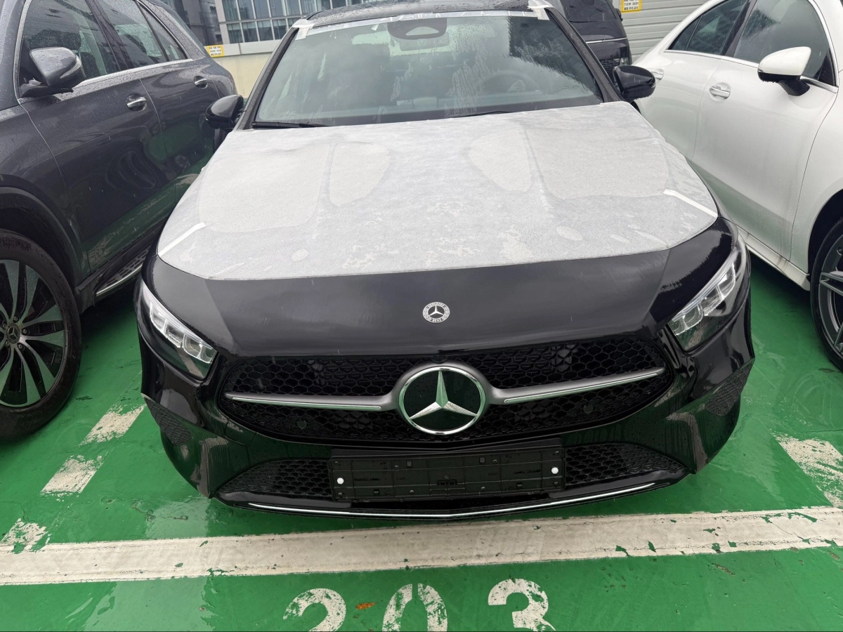 MERCEDES BENZ A-CLASS W177