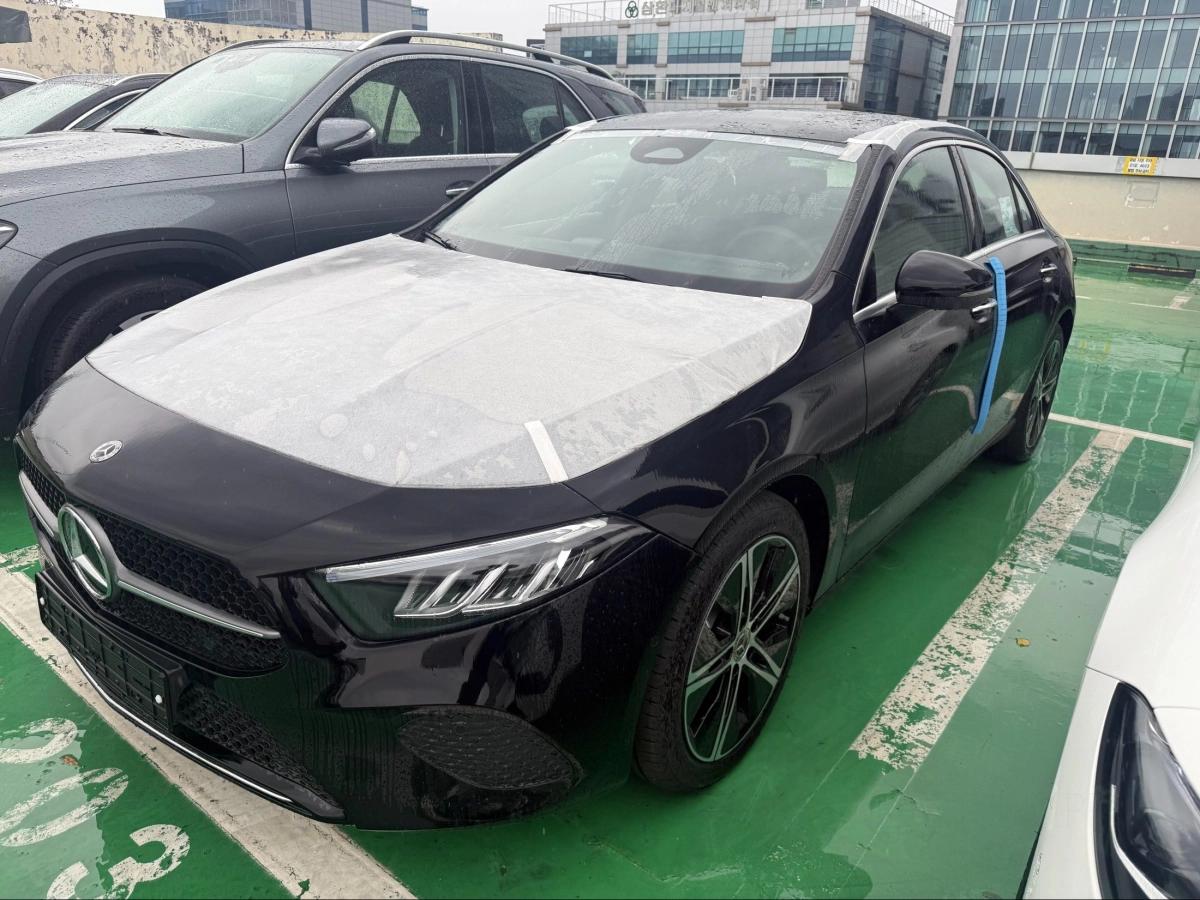 MERCEDES BENZ A-CLASS W177