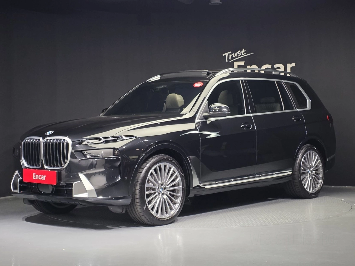 BMW X7 G07 2024
