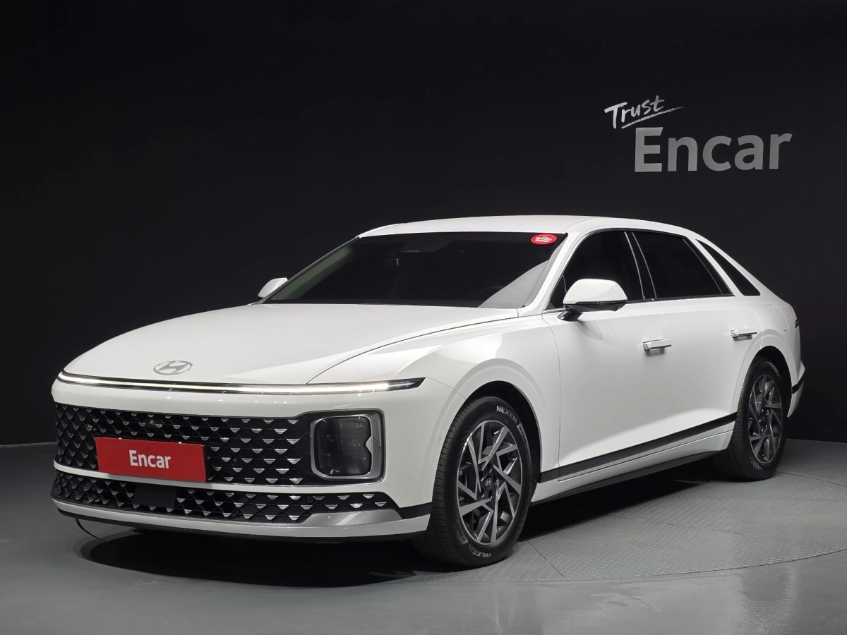 HYUNDAI GRANDEUR GN7  2023