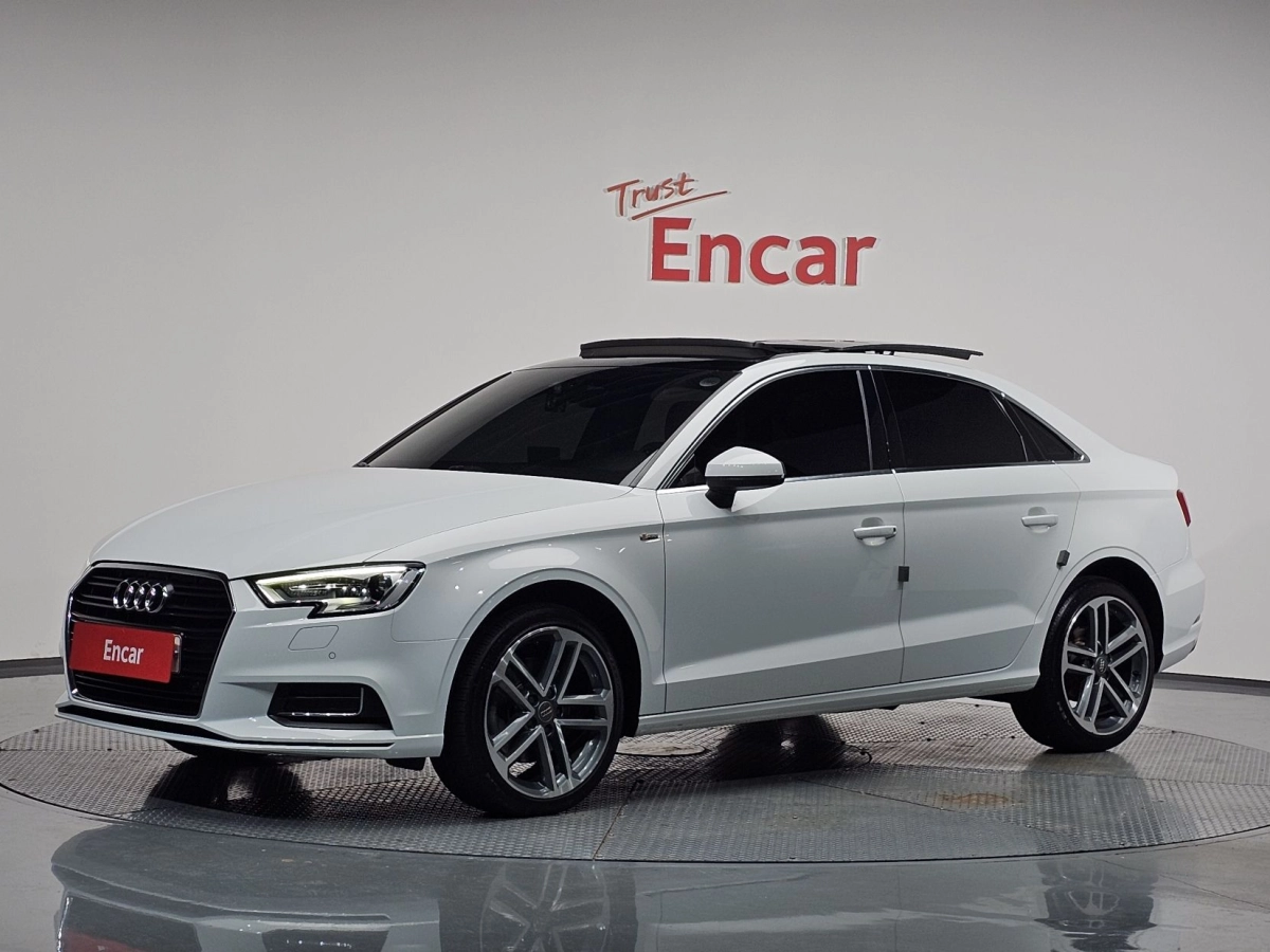 AUDI A3  2019