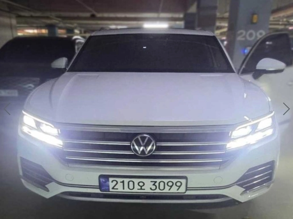 VOLKSWAGEN TOUAREG 2023