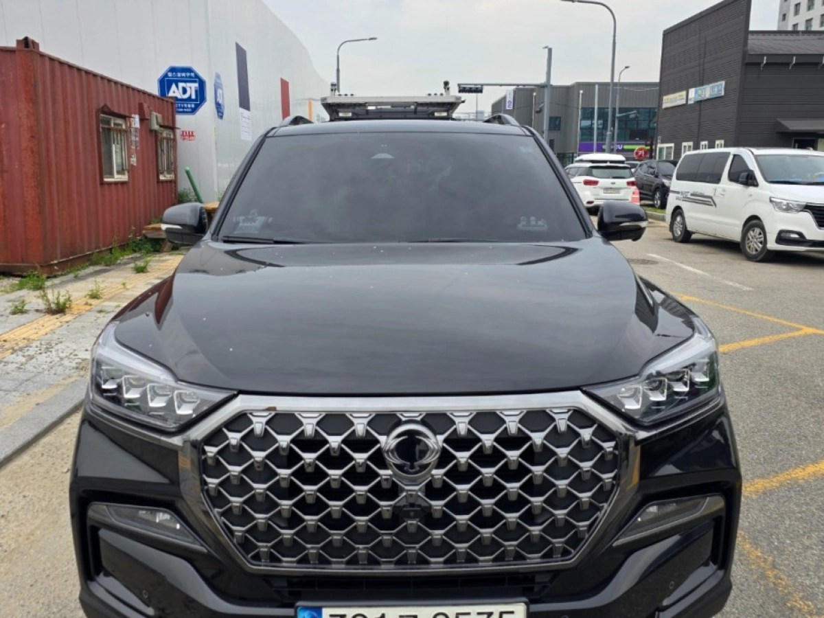SSANGYONG REXTON
