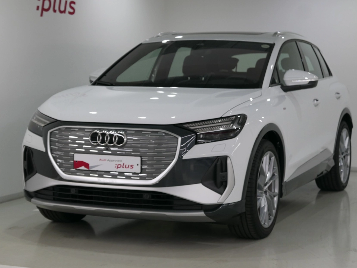 AUDI Q4 E-TRON F4  2025