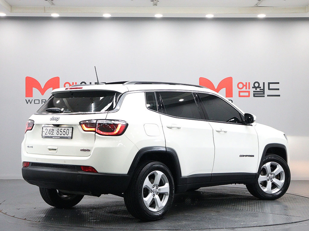 JEEP COMPASS