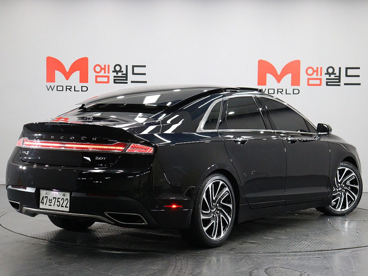 LINCOLN MKZ