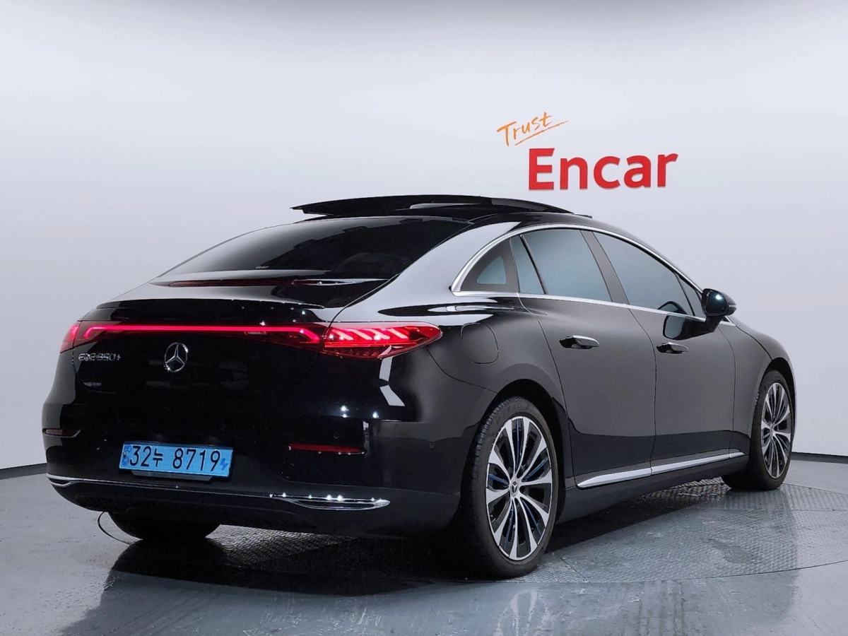 MERCEDES BENZ EQE V295