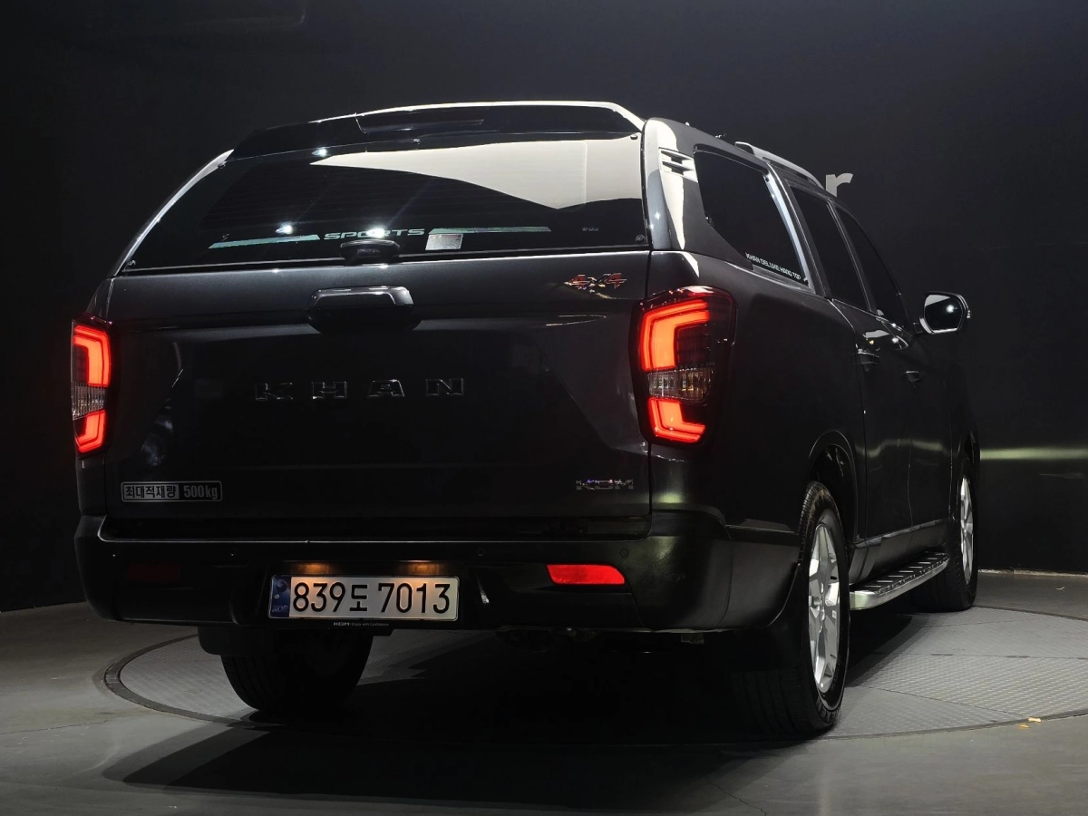 SSANGYONG REXTON SPORTS CAR