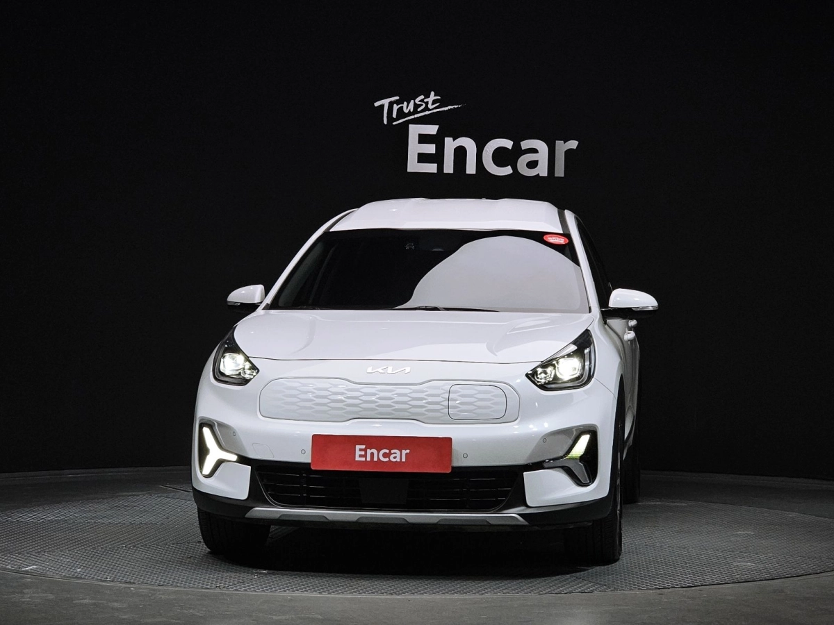 KIA NIRO PLUS